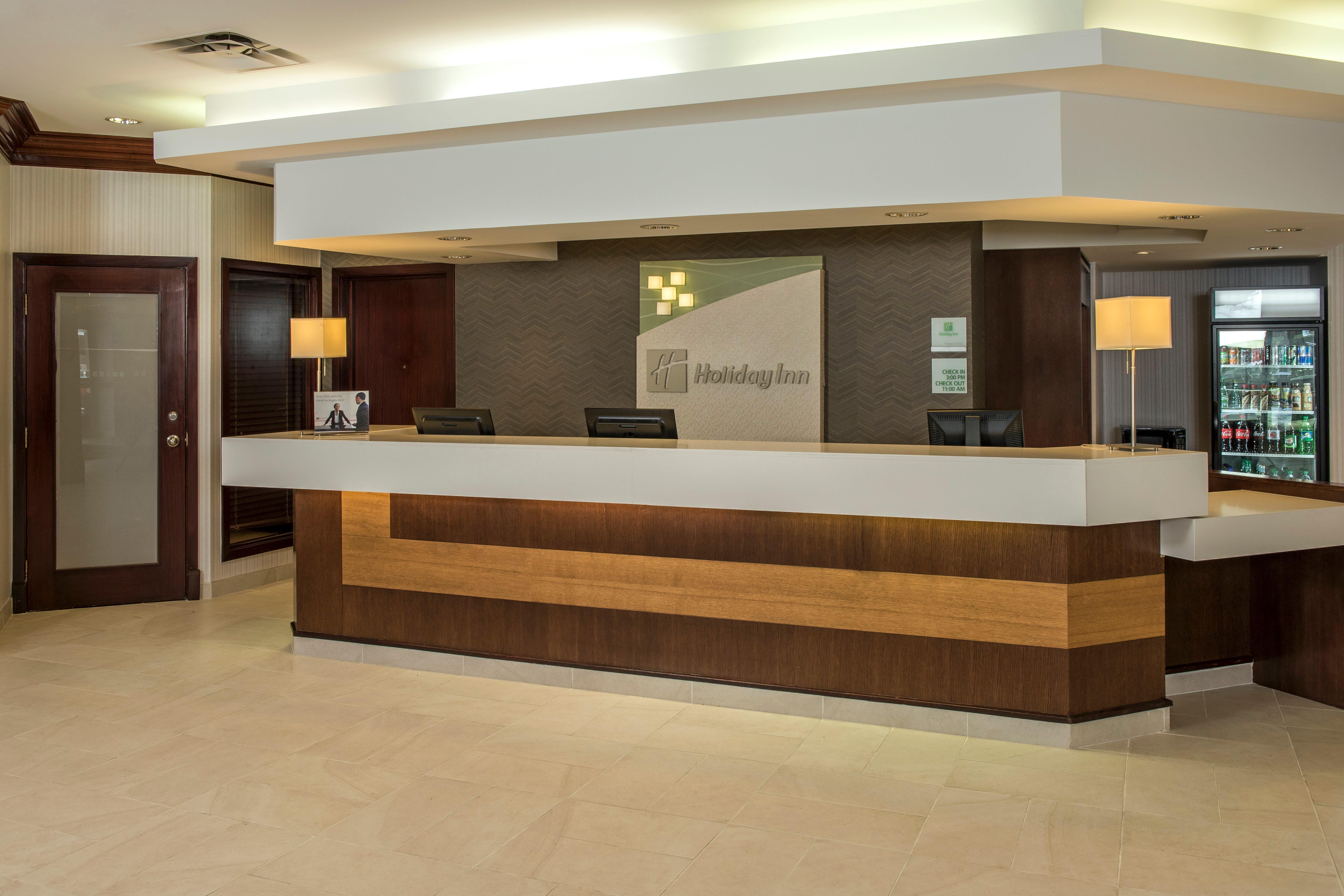 Holiday Inn Conference Centre Edmonton South By Ihg Exterior photo